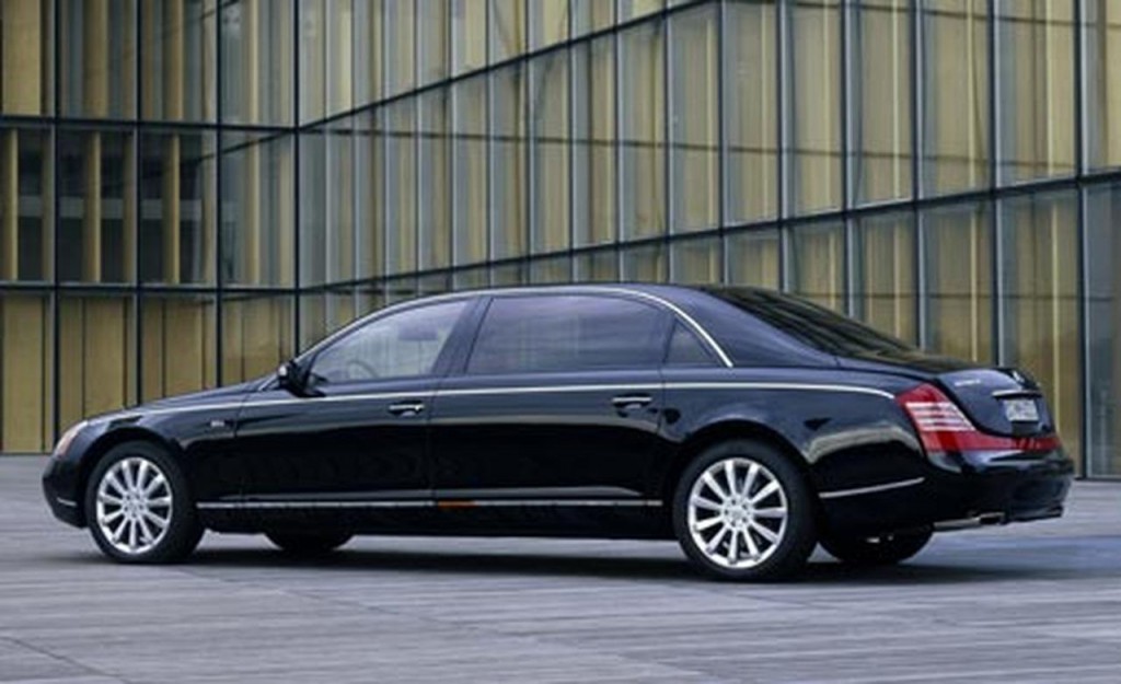 2007 Maybach 62. Check out the similarity in the C-pillar and the overall shape of the rear taillights.