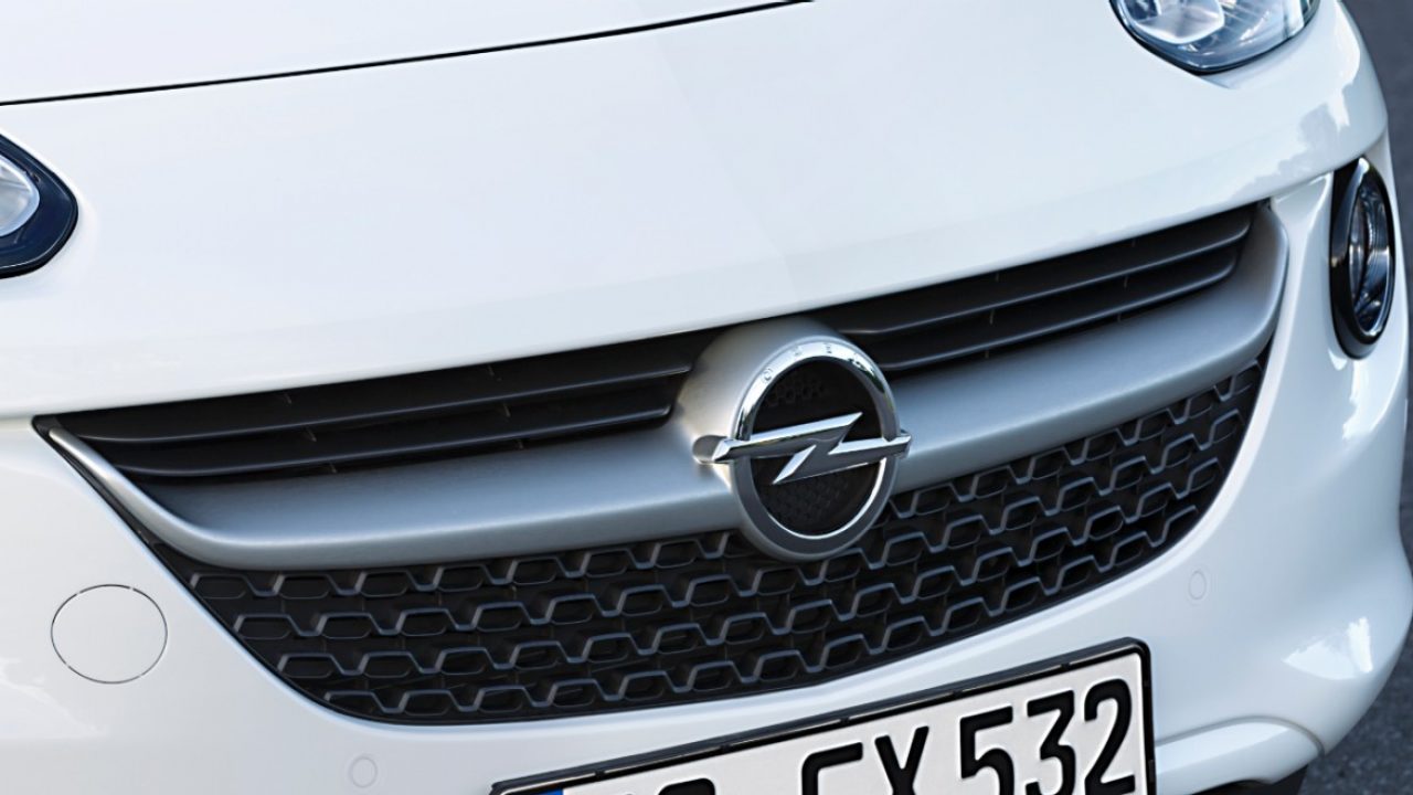 16 Opel Astra K Spied Testing Again Gm Authority