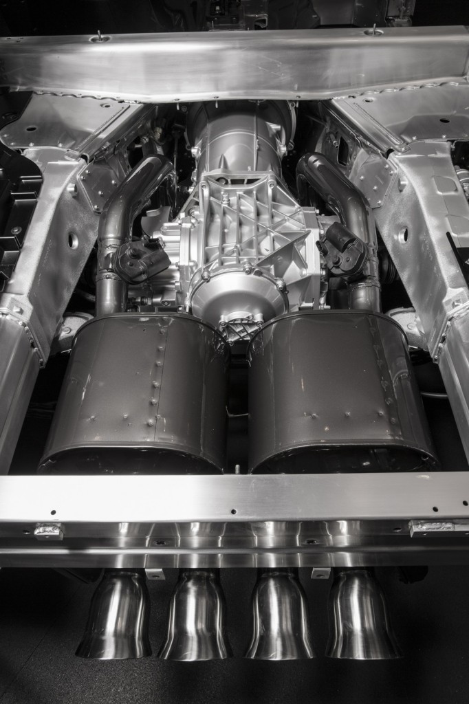 The standard eLSD mated to GM's eight-speed 8L90 automatic gearbox in the 2015 Corvette Z06 