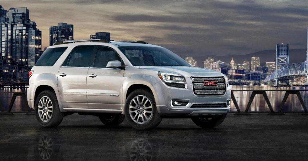 Front three-quarters view of the 2015 GMC Acadia Denali.