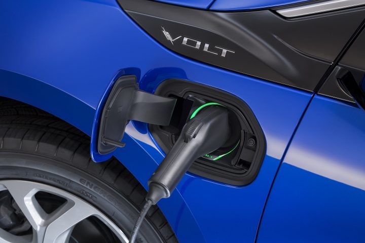 Chevy volt shop 220v charger