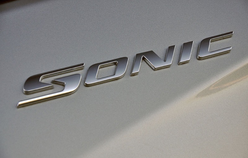 2013 Chevrolet Sonic - Africa 15