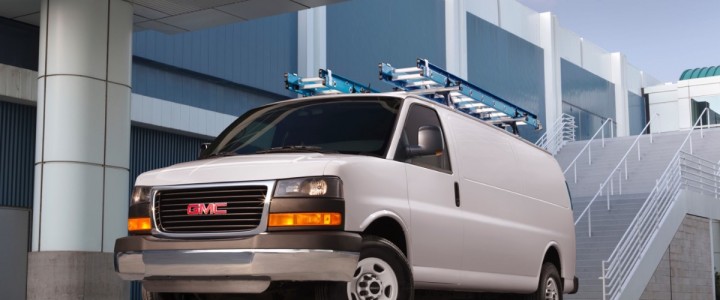 GMC Savana Info, Pictures, Specs, Wiki & More | GM Authority