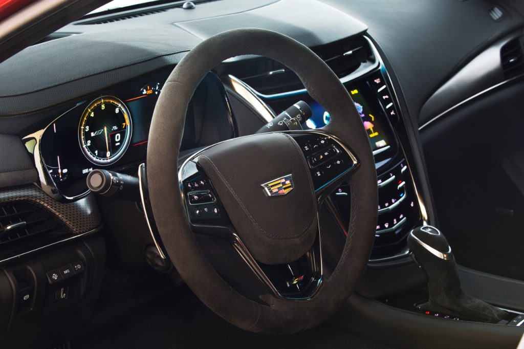 2016-Cadillac-CTS-V-First-Drive-Interior
