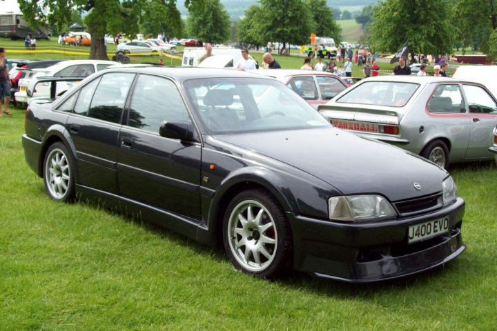 Opel Omega Evolution 500 GM Authority