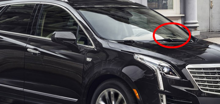 2017 Cadillac XT5 Exterior zoom on HUD