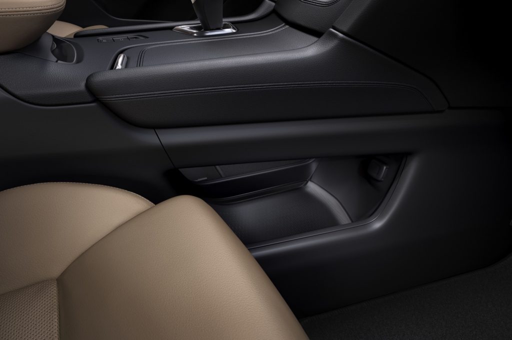 2017 Cadillac XT5 Interior 06