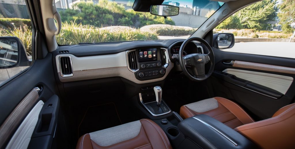 2016 Chevrolet Trailblazer Premier Show Car interior 003