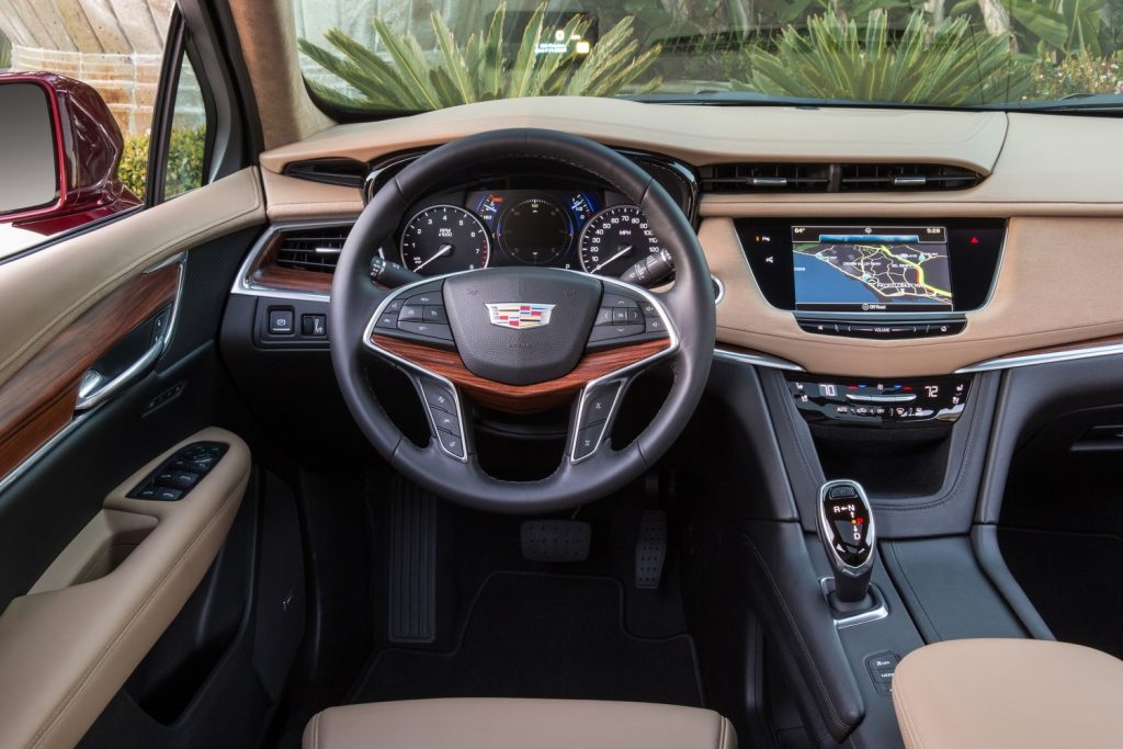 2017 Cadillac XT5 Interior 009
