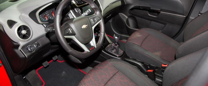2019 Chevrolet Sonic Hatch Interior Colors Gm Authority