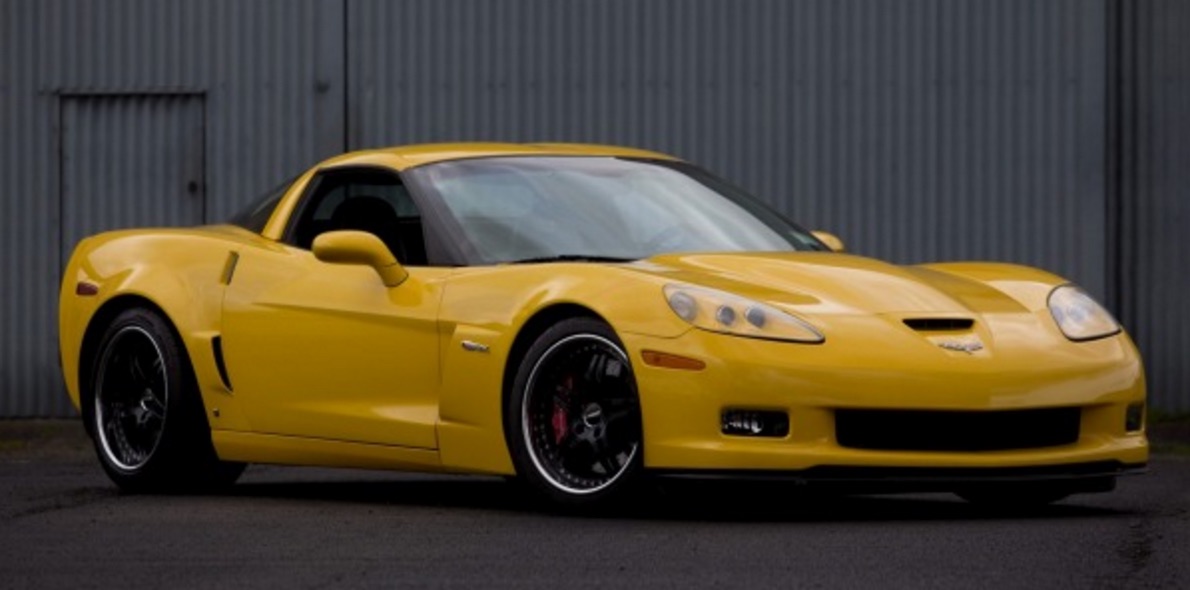 Corvette c6 z06 черный