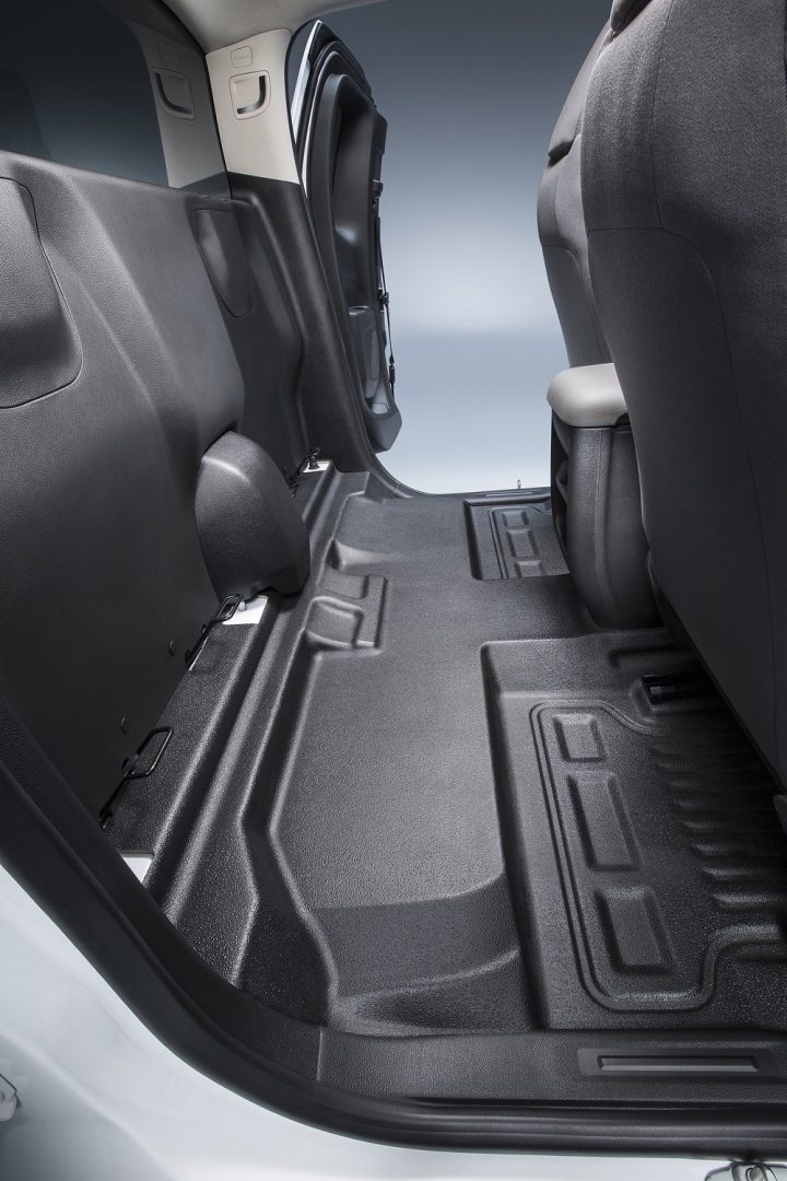 Chevy Colorado Rear Seat Delete Hauls More | GM Authority