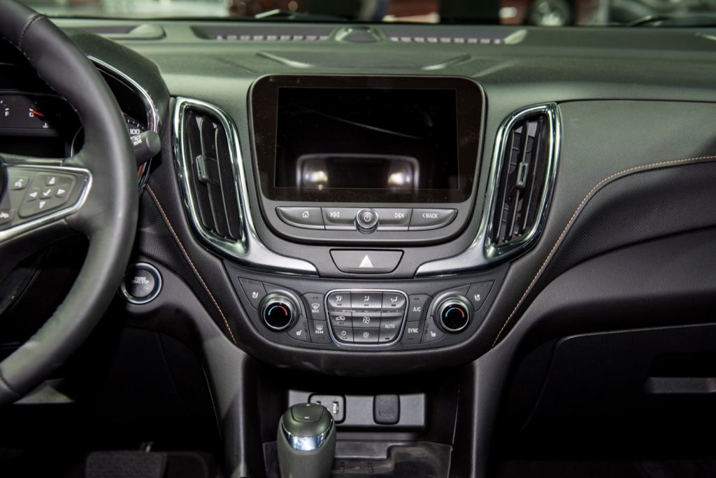 2018 Chevrolet Equinox interior live at 2016 LA Auto Show 005