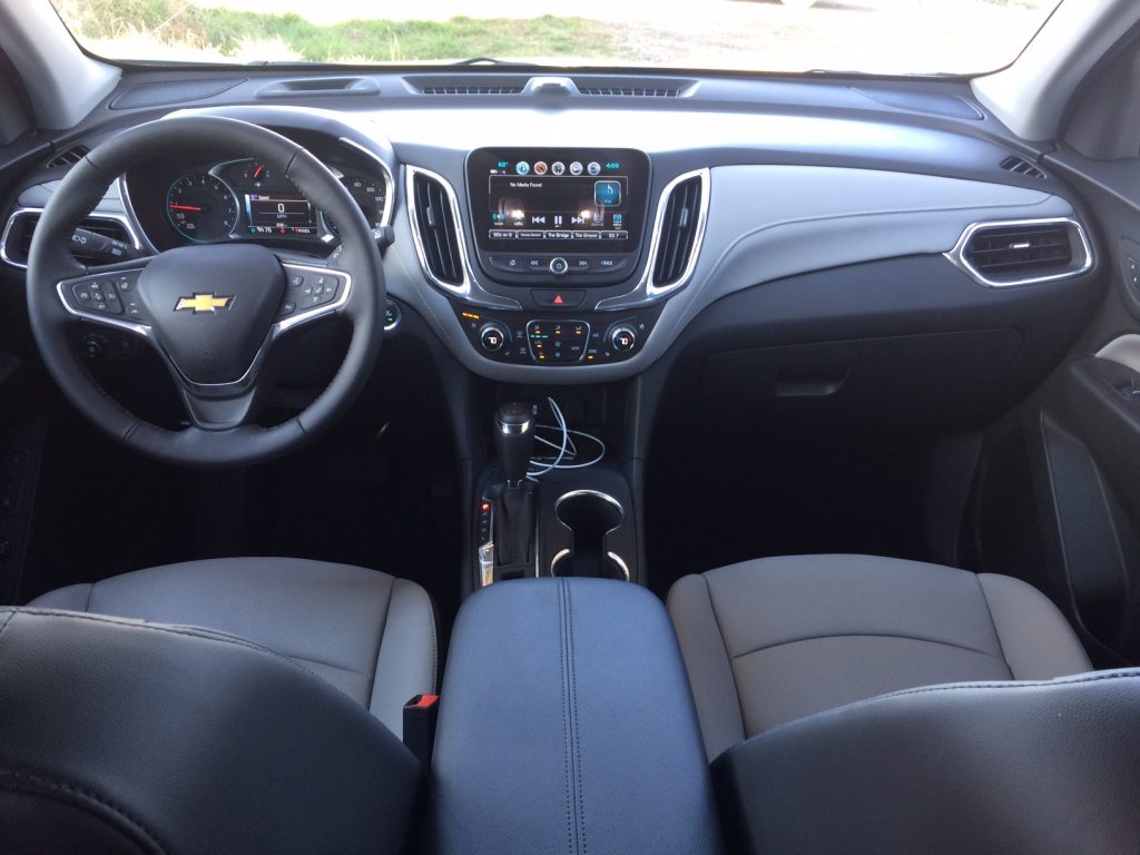 2018 Chevrolet Equinox First Drive 01