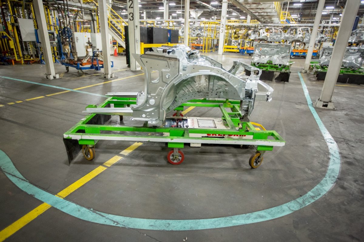 GM Lake Orion Automated Guided Vehicles 01 | GM Authority