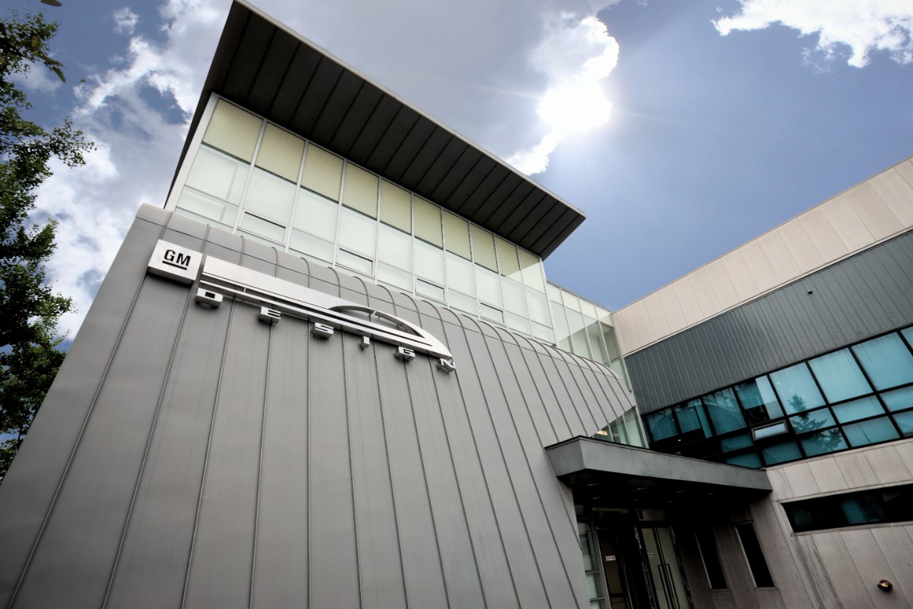 Gm korea. Завод GM В Корее. GM Korea Company. GM Корея завод вид сверху. Korean GM Design Center.