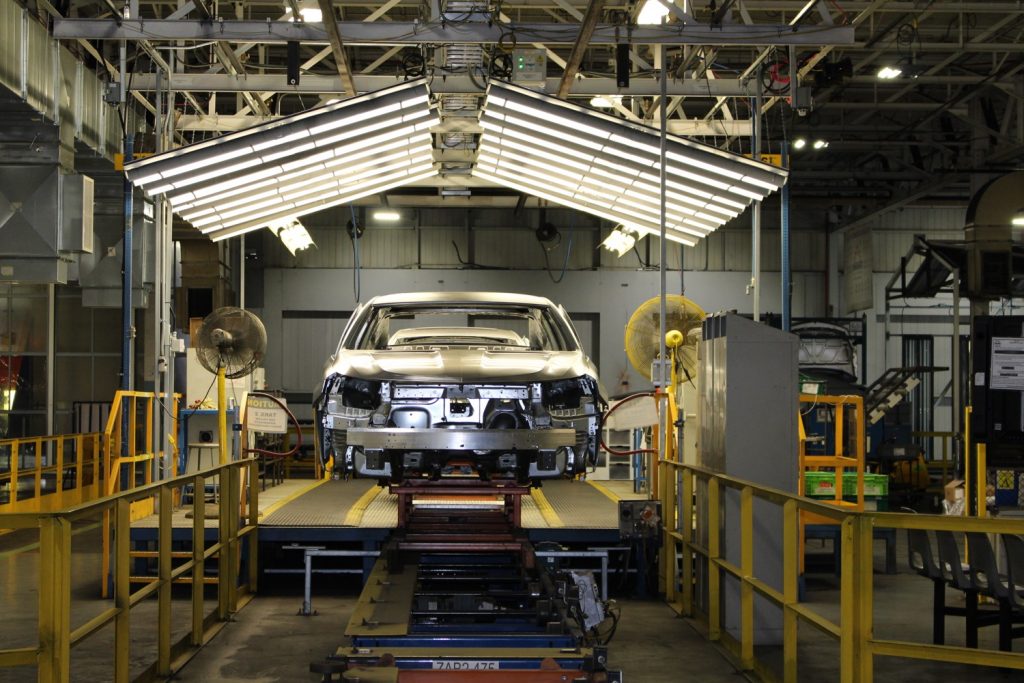 2014 Chevrolet Impala production at Oshawa Assembly 03