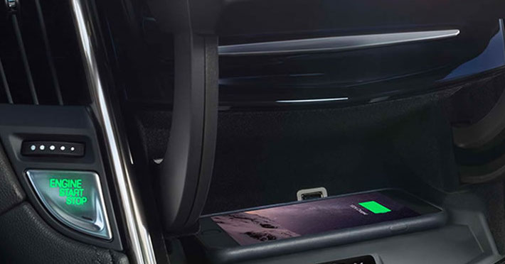 iPhone wirelessly charging in Cadillac ATS