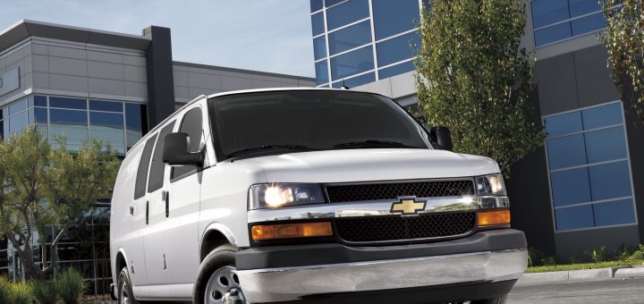 2020 chevy express 2500