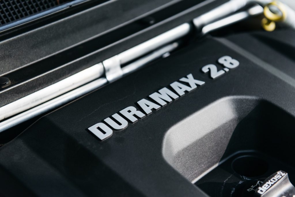 2017 Chevrolet Colorado ZR2 Duramax engine - GM Authority Review 002