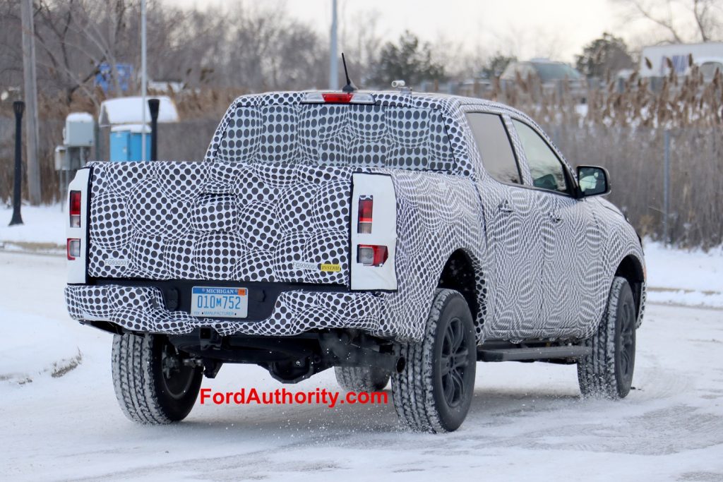 2019 Ford Ranger XLT Spy Shots - Snow Cold Weather Testing - Dec 20 2017 013