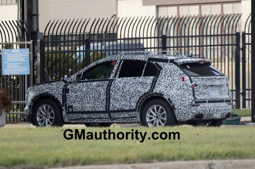 Cadillac XT4 spy shot December 6, 2017