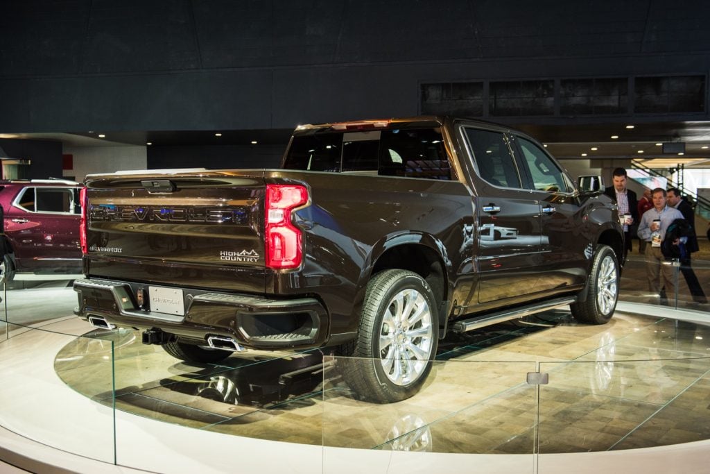 2019 Chevrolet Silverado 1500 High Country - Exterior - 2018 Detroit Auto Show 004