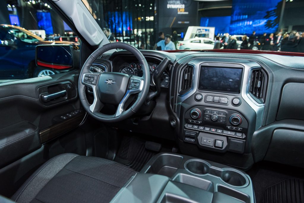 2019 Chevrolet Silverado 1500 LT Trailboss Crew Cab - Interior - 2018 Detroit Auto Show 005