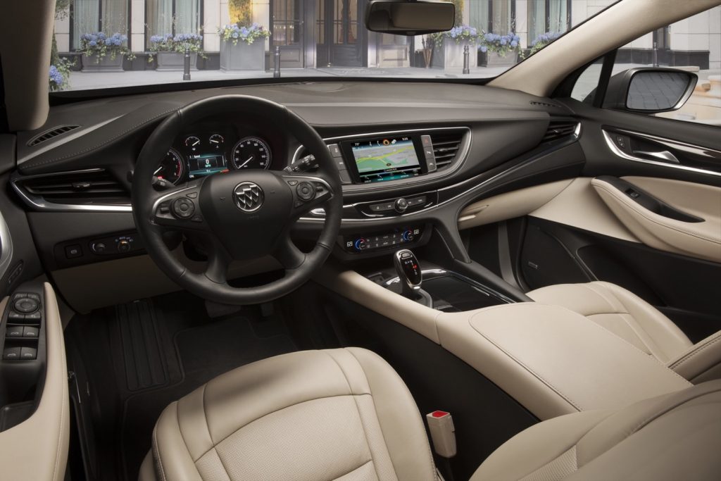 2018 Buick Enclave interior 001