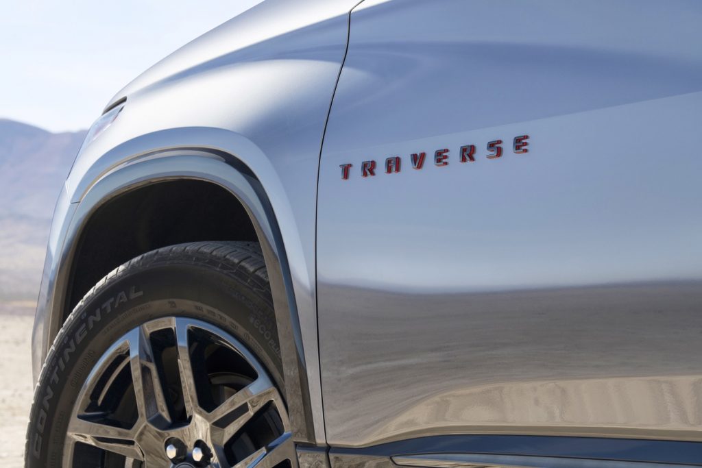 2018 Chevrolet Traverse Redline exterior 003 Traverse fender logo badge