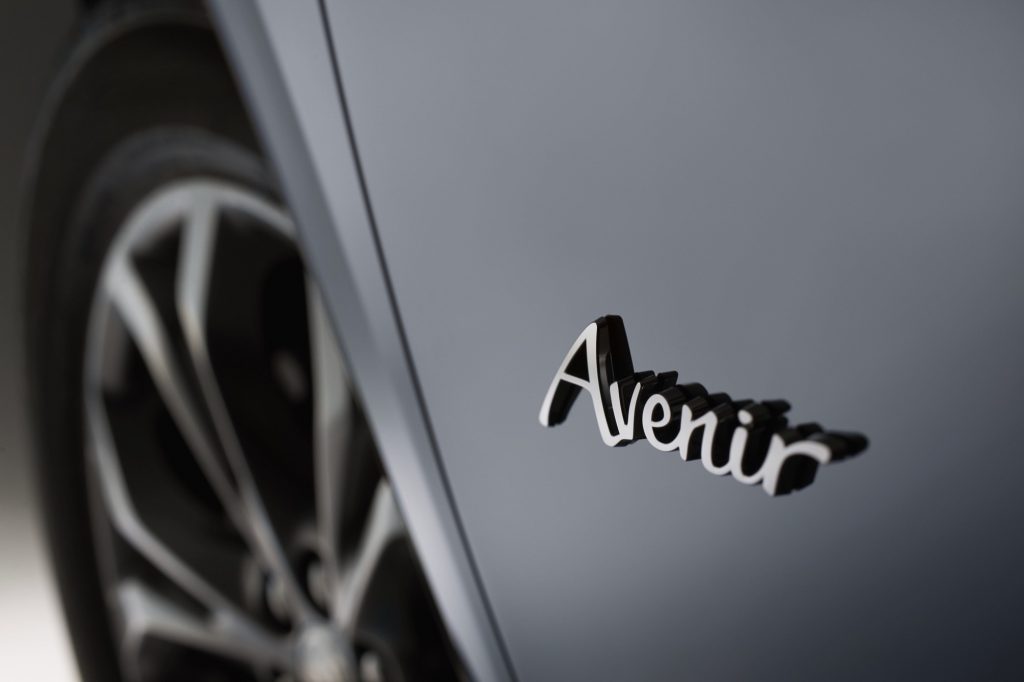 Avenir badge on the Buick Enclave.