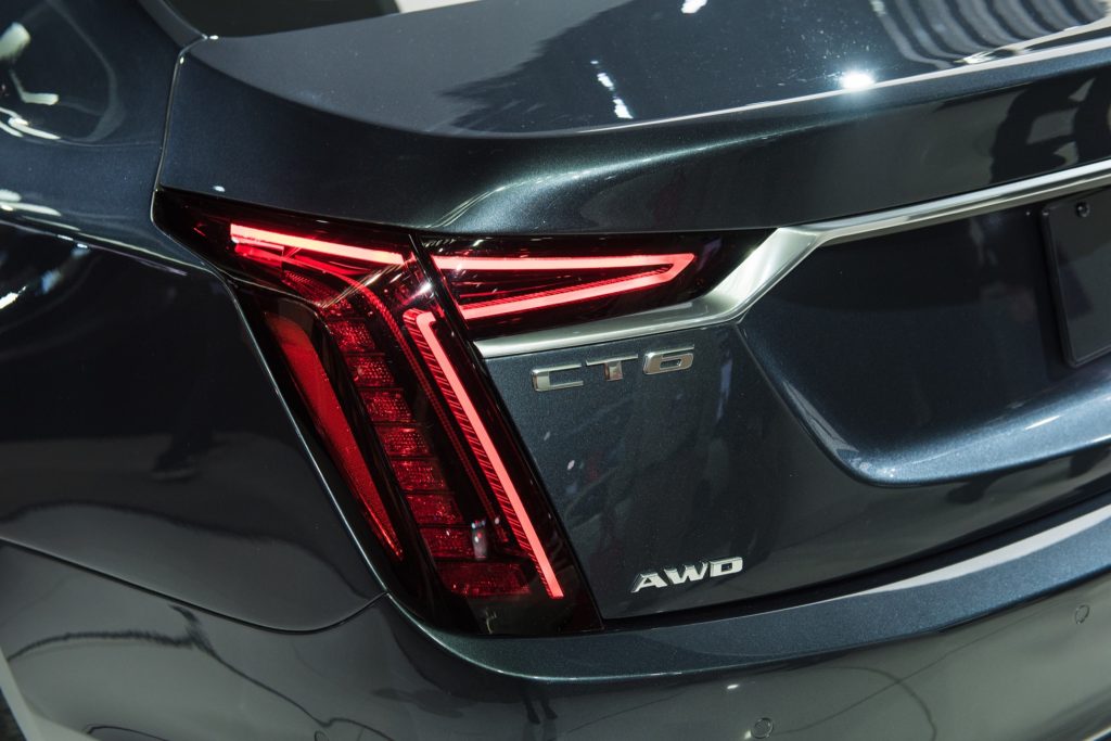 2019 Cadillac CT6 Platinum - 3.0L Twin Turbo V6 - exterior - 2018 New York Auto Show live 012 - taillight and CT6 badge