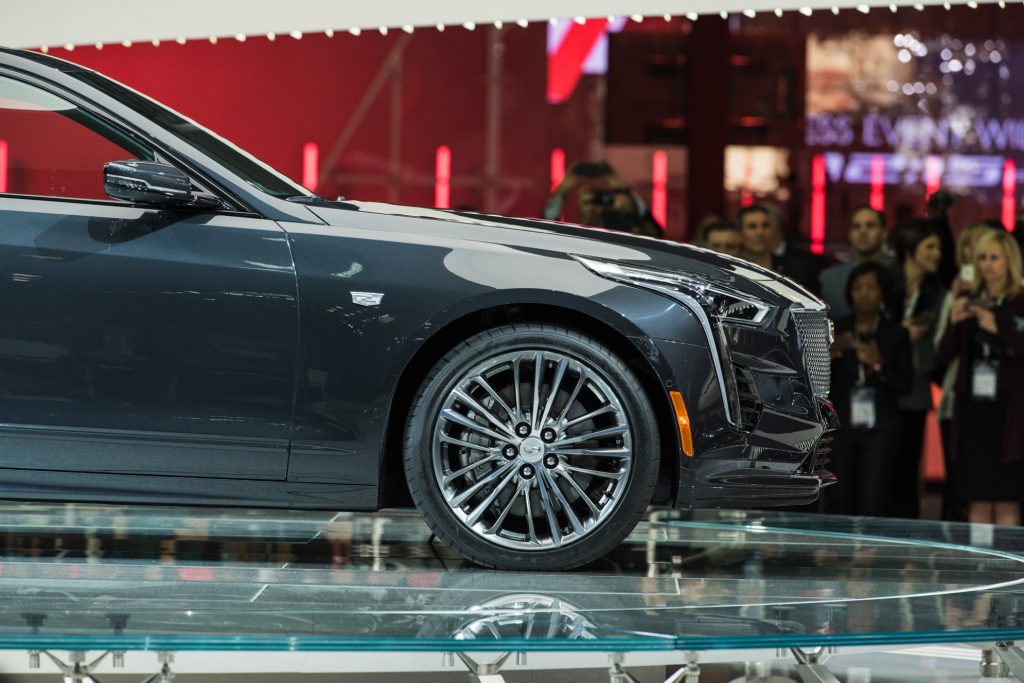 2019 Cadillac CT6 V-Sport exterior - 2018 New York Auto Show live 016 - front end