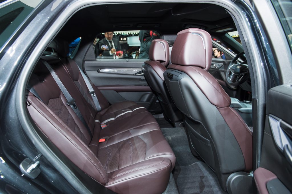 2019 Cadillac CT6 V-Sport interior - 2018 New York Auto Show live 017 - rear seats