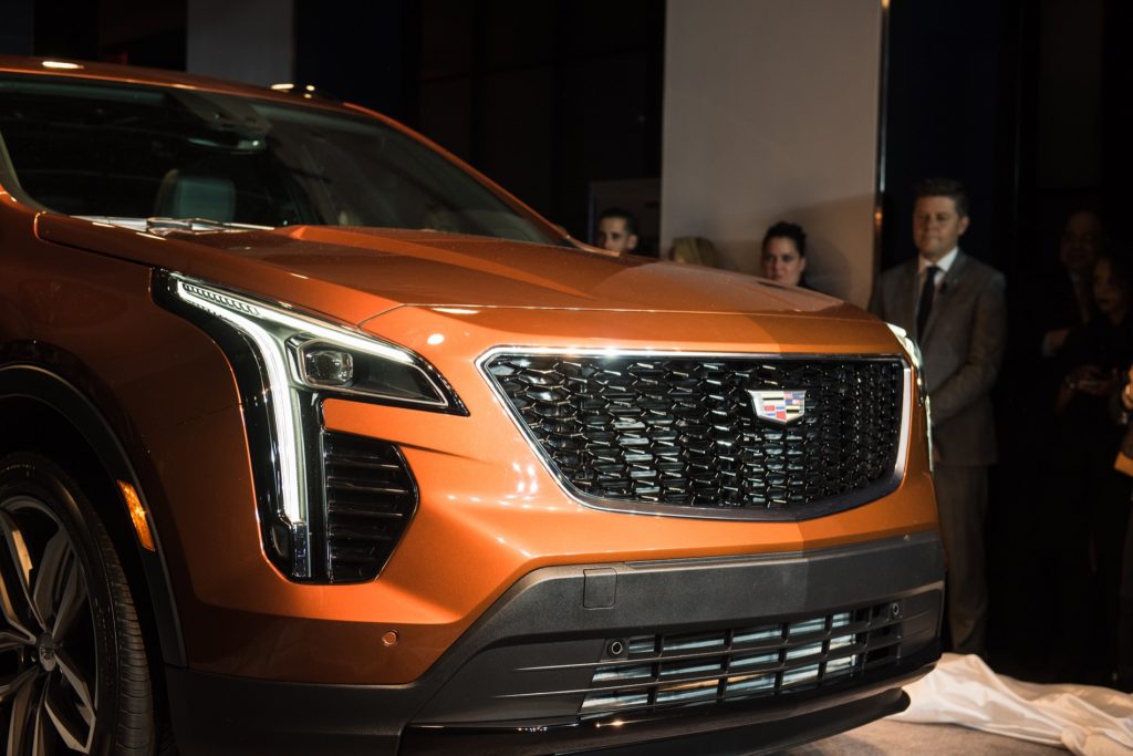 2019 Cadillac XT4 exterior live reveal 004 front end