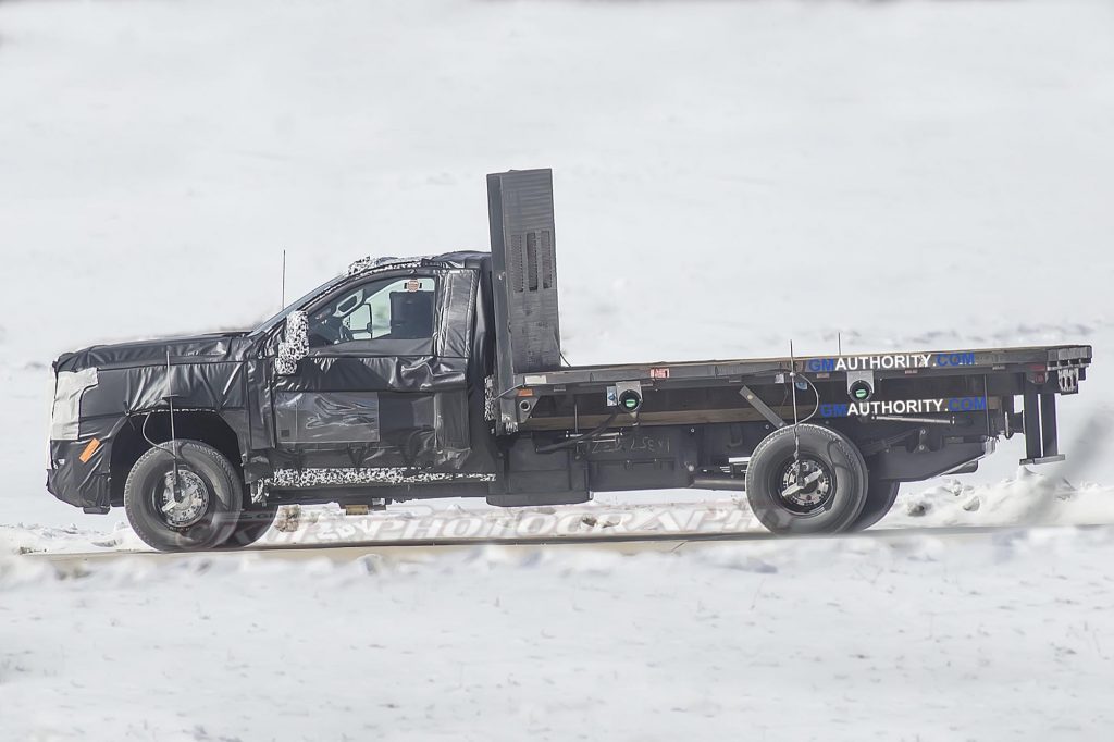 2020 GM Heavy Duty Chassis Cab Truck Spy Shots - March 2018 002