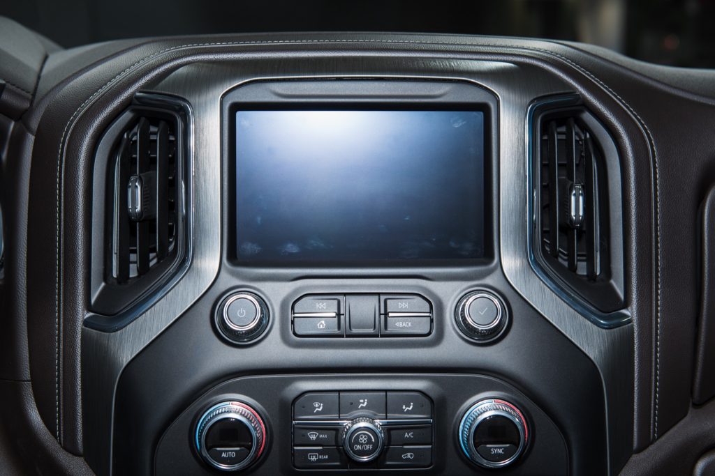 2019 GMC Sierra Denali 1500 interior - 2018 New York Auto Show Live 008 - infotainment screen