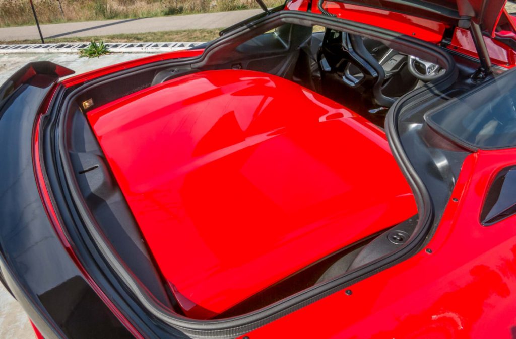Corvette C7 Coupe Roof Panel in Trunk