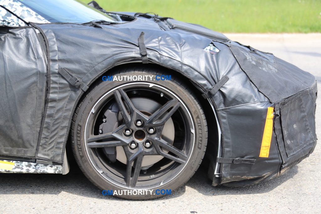 Mid-Engine Corvette Front Wheel and Brake - Spy Shots - May 2018