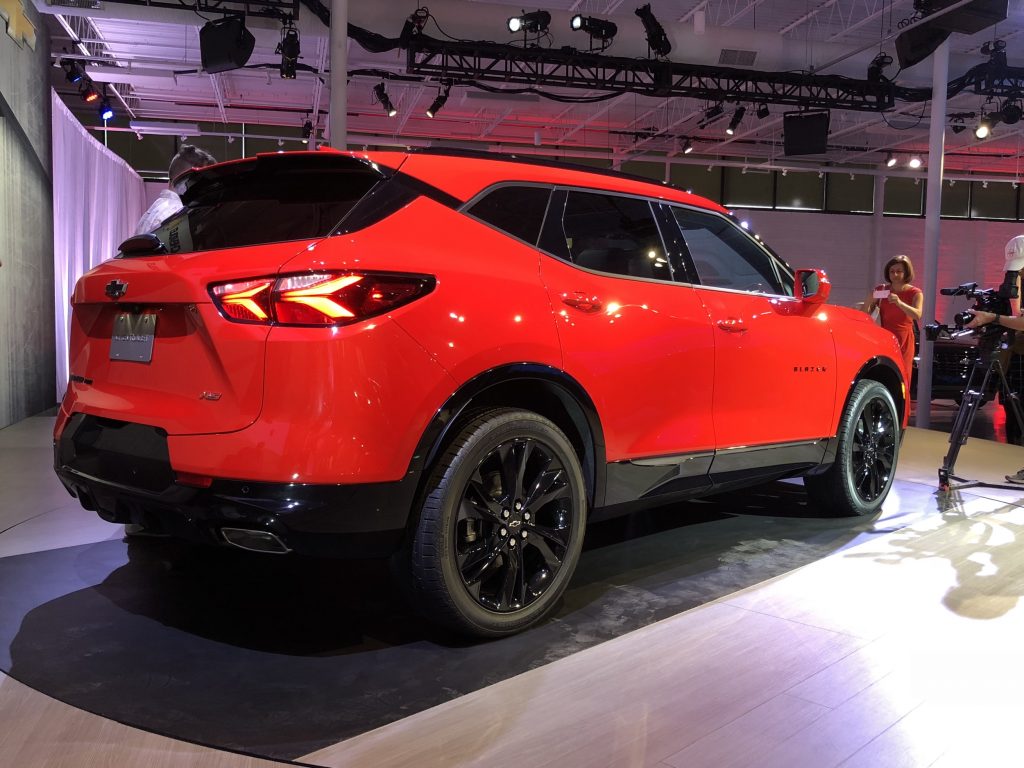 2019 Chevrolet Blazer RS exterior - live reveal 005