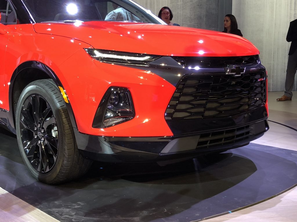 2019 Chevrolet Blazer RS exterior - live reveal 009 front end with Chevy logo