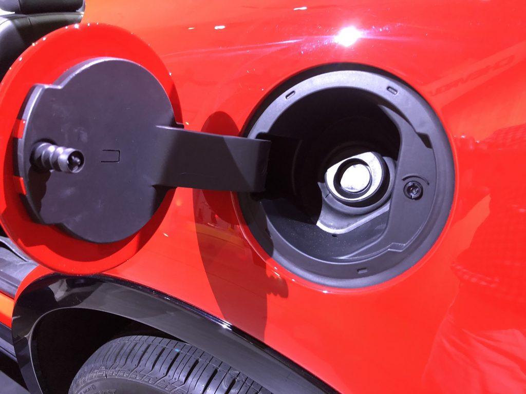 2019 Chevrolet Blazer RS exterior - live reveal 015 gas tank capless fuel fill