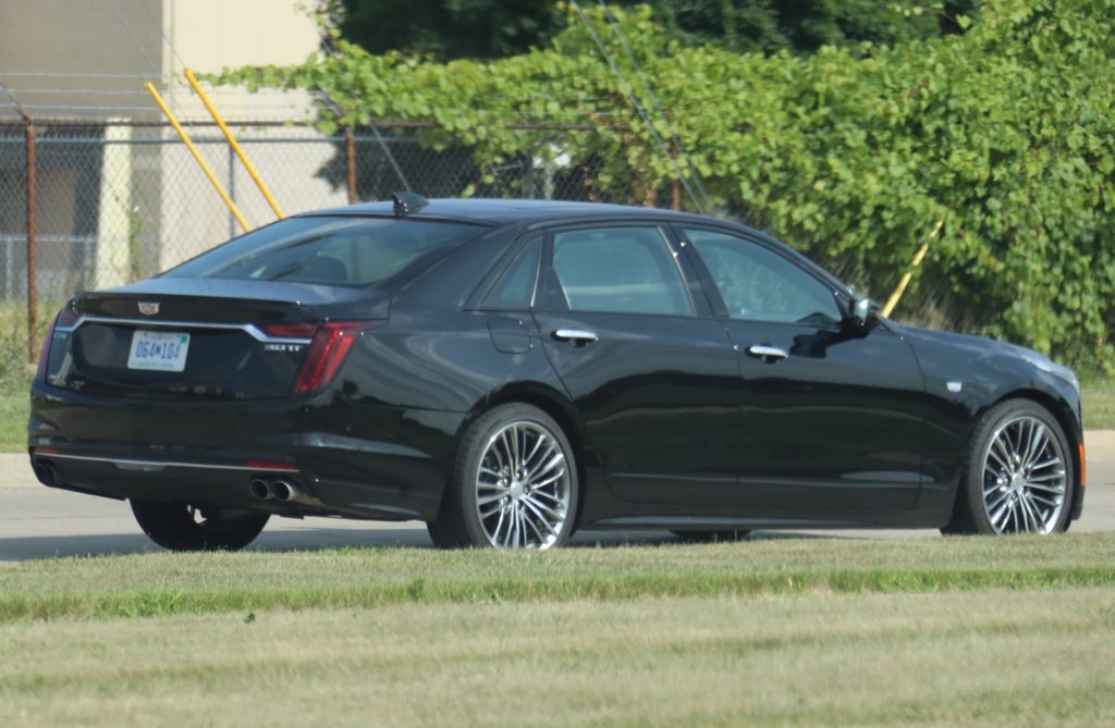 2019 Cadillac CT6 Sport 3.0L TT V6 - Black Raven GBA exterior zoomed - July 2018 004