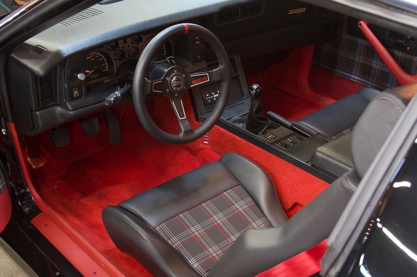 1992 Camaro Z:28 Pro Touring Interior