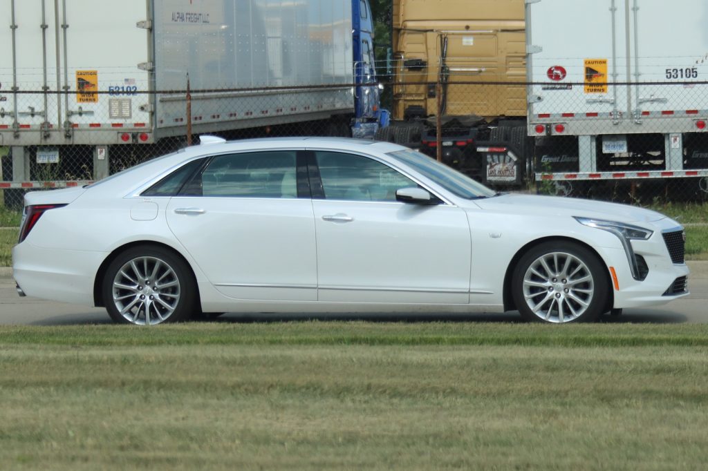 2019 Cadillac CT6 Premium Luxury exterior in Crystal White Tricoat G1W - July 2018 - zoom 002