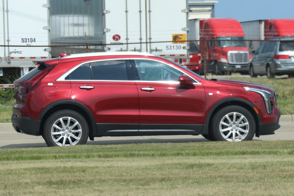 2019 Cadillac XT4 Luxury exterior in Red Horizon Tintcoat GPJ - July 2018 - zoomed 003