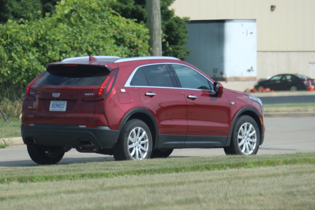 2019 Cadillac XT4 Luxury exterior in Red Horizon Tintcoat GPJ - July 2018 - zoomed 004