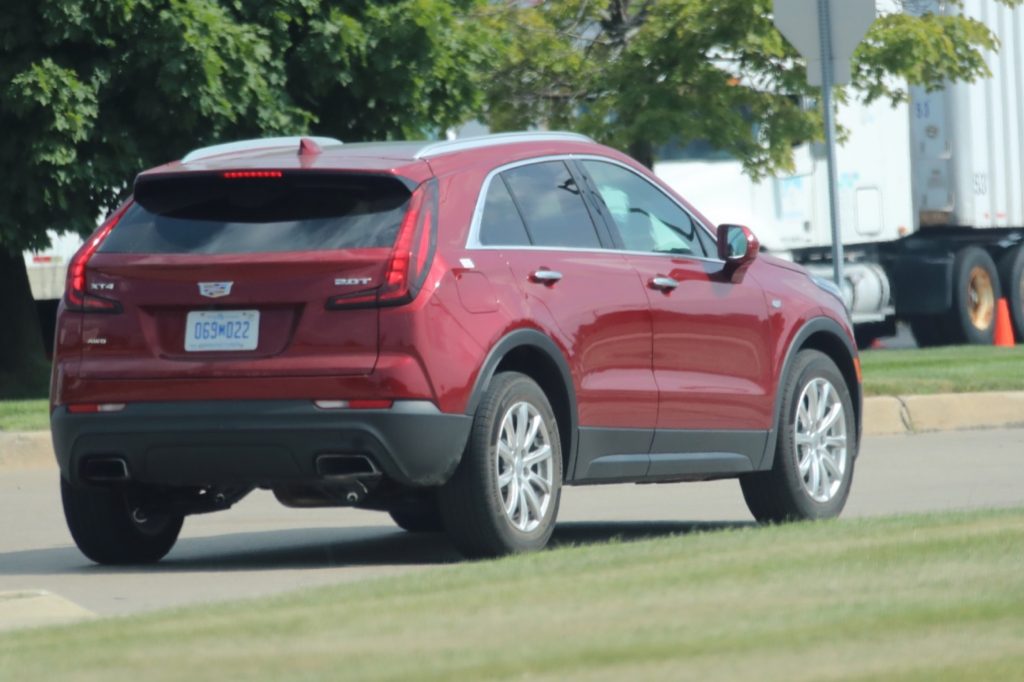 2019 Cadillac XT4 Luxury exterior in Red Horizon Tintcoat GPJ - July 2018 - zoomed 005