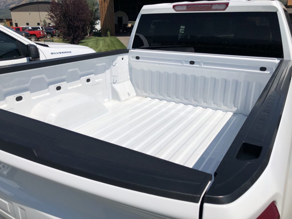 2019 Chevrolet Silverado 1500 Custom Exterior - Wyoming Media Drive - August 2018 005 - bed