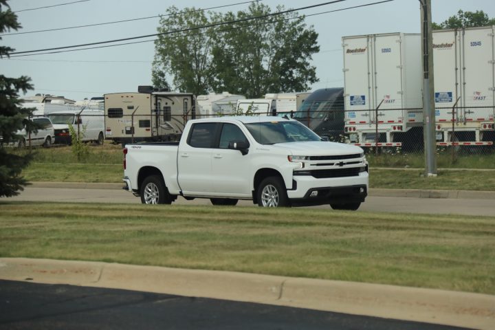 2019 white best sale chevy silverado